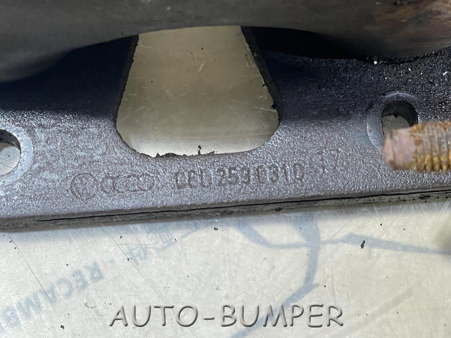 Audi A4 2001- Коллектор выпускной 06D253031C
